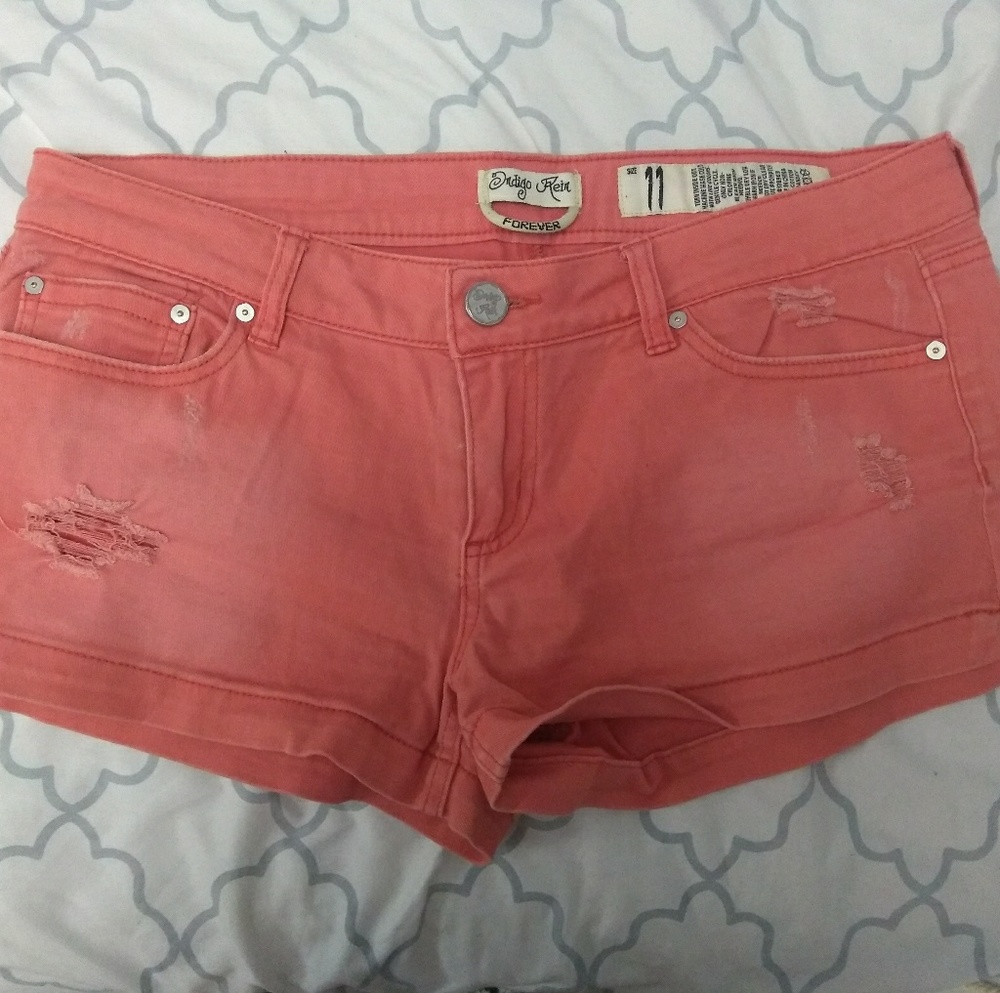 Salmon shorts size 11 NWOT